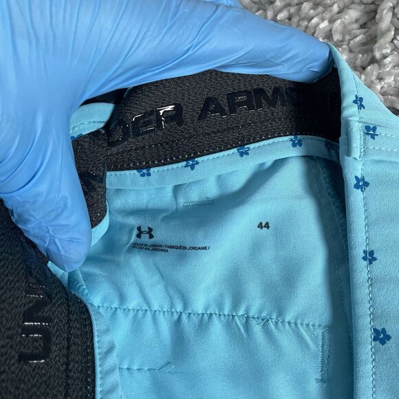 Under Armour Performance Chino Shorts Men’s Size 44 Baby Blue Floral Stretch - Picture 2 of 8